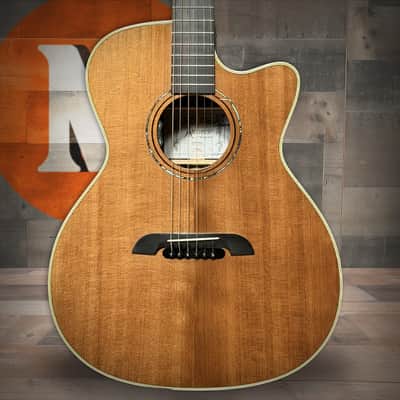 Alvarez Yairi Masterworks GYM74CEX Grand Auditorium Acoustic-Electric - Second (GYM74CEX) image 1