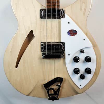 Rickenbacker 330 Maple Glo Semi-Hollow Guitar, w/HSC image 6