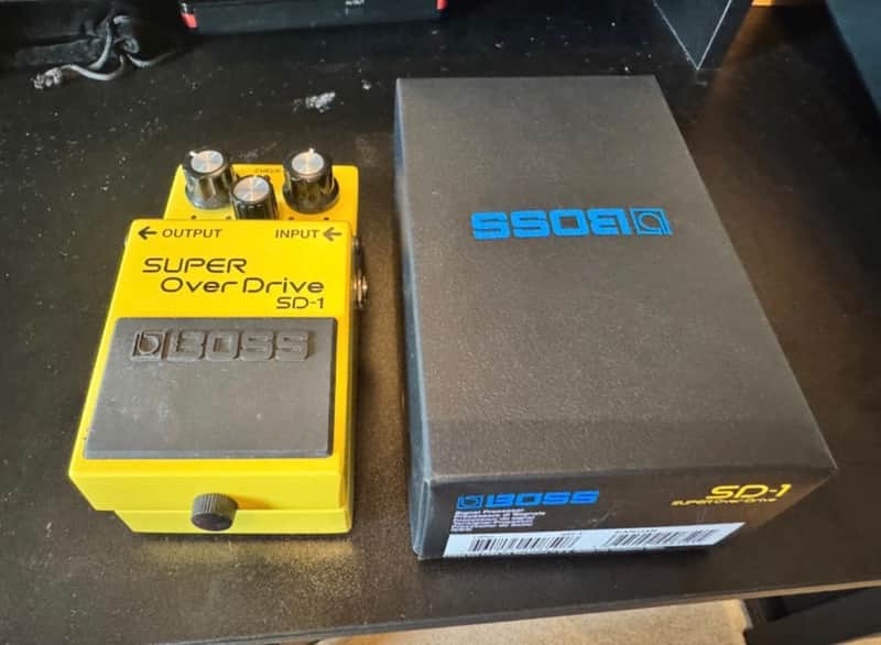 Boss SD-1 Super OverDrive (Silver Label) 1997 - Present - Yellow image 1