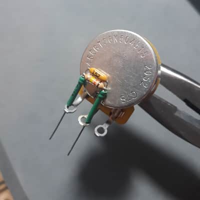 Treble Bleed King "1513-C" 1.5nF Axial Ceramic Cap, 130K Carbon Film resistor image 2