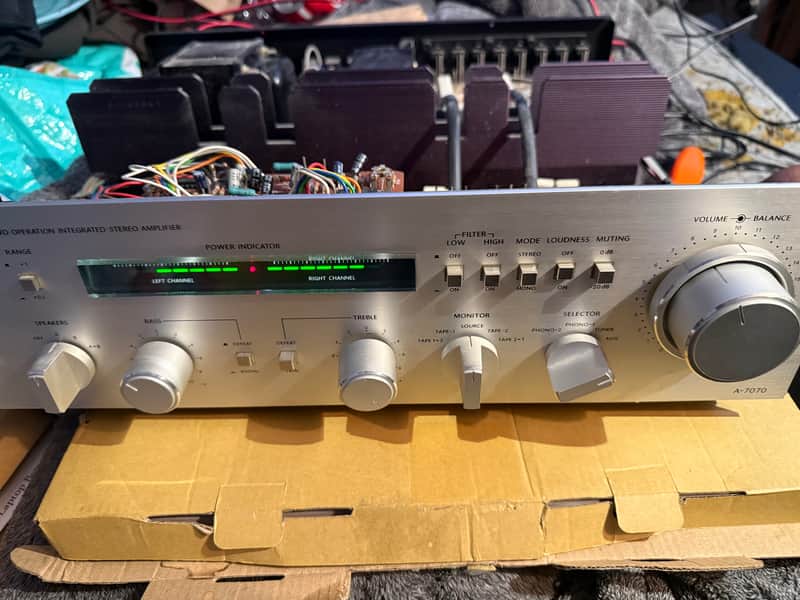 Vintage Onkyo A-7070 Stereo Integrated Amplifier Silver Japan 2Ch great working image 1