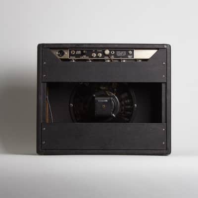 Fender  Vibrolux AA763 Tube Amplifier (1964), ser. #A-01140. image 2