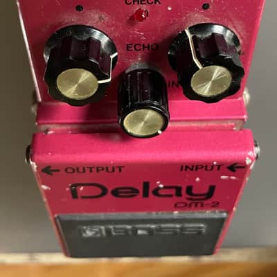Boss DM-2 Delay (Black Label) 1981 - 1984 - Pink image 4