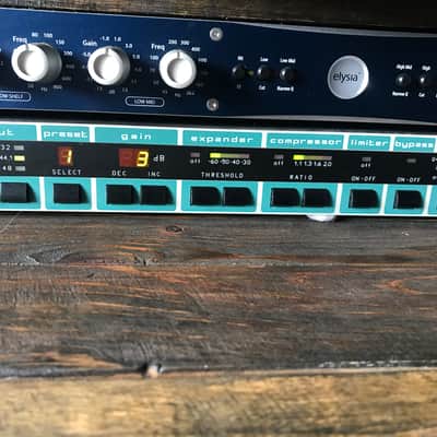Junger d02 Digital Dunamics Processor Stereo Vintage Rare Limiter and Crompessor image 3