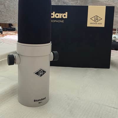 Universal Audio Standard SD-1 Cardioid Dynamic Microphone 2022 - Present - White image 3