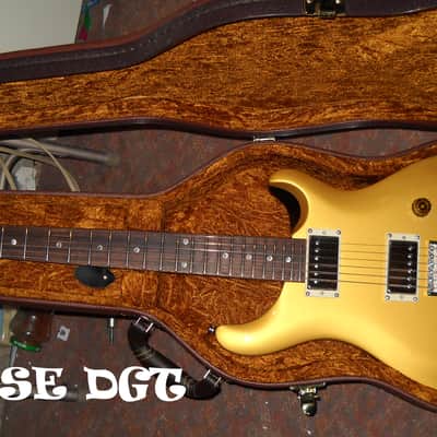 Douglas Case for Fender Strat Stratocaster Telecaster Rickenbacker Coronet Peavey Raptor Danelectro image 10