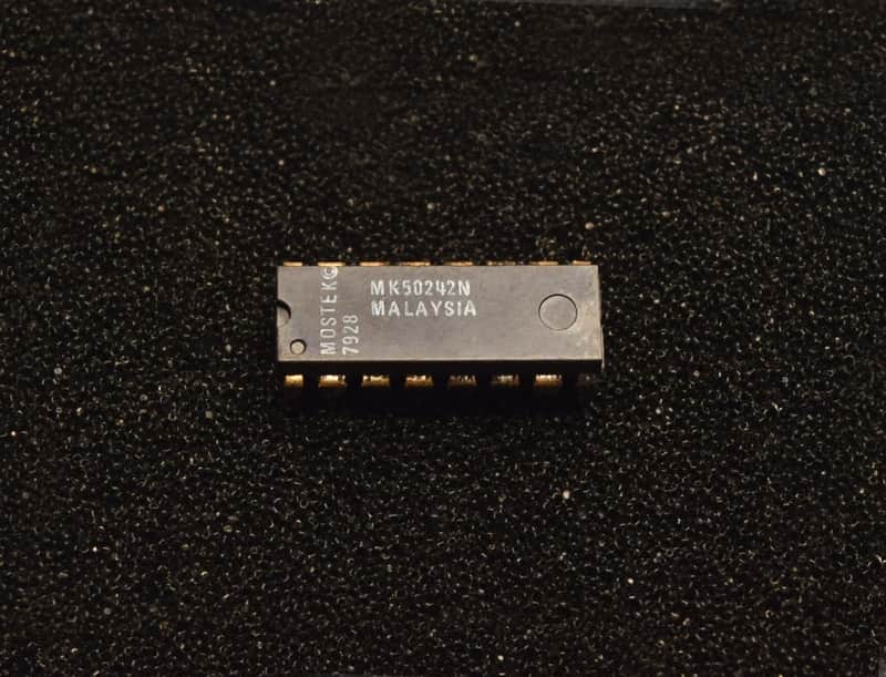 MK50242 Top Octave Synthesizer IC Chip - Tested & Working (ARP, Hammond, Crumar, Elka, Sci, Siel) image 1