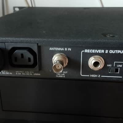 Shure UHF U4D MK2 R7 (782-810MHz) image 4