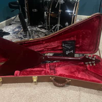 Gibson Flying V '67 2000 Nitrocellulose Cherry image 2