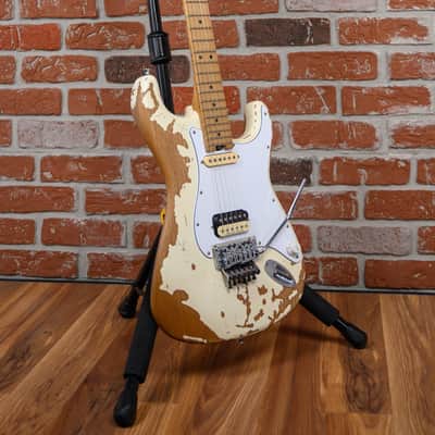 Charvel Henrik Danhage Limited Edition Signature Pro-Mod So-Cal Style 1 HS FR M White Relic 2025 w/OSSC image 3
