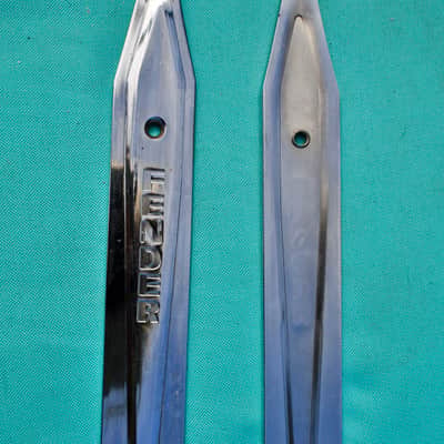 Fender 19 Inch Tilt Back Chrome Amp Legs image 5