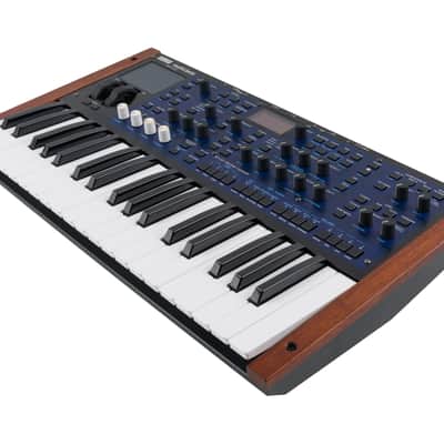 Korg Multi/Poly Analog Modeling Keyboard Synthesizer [USED] image 4