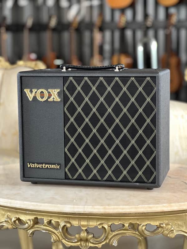 Vox VT20X 20-Watt 1x8" Digital Modeling Guitar Combo image 1