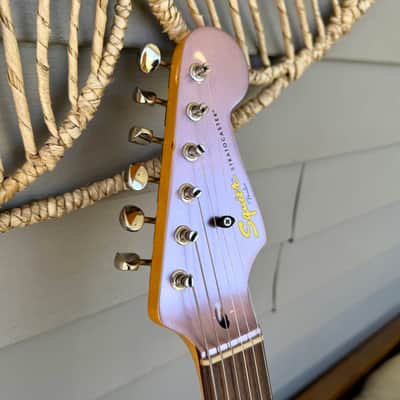 2015 Squier Classic Vibe '60s Stratocaster Burgundy Mist Metallic FSR—6.8lbs! image 10