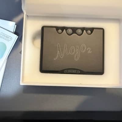 Chord Mojo 2 Portable DAC Headphone image 2