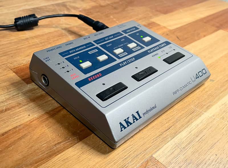 Akai U400 Riff-O-Matic Variable Tempo Phrase Lo-Fi Sampler