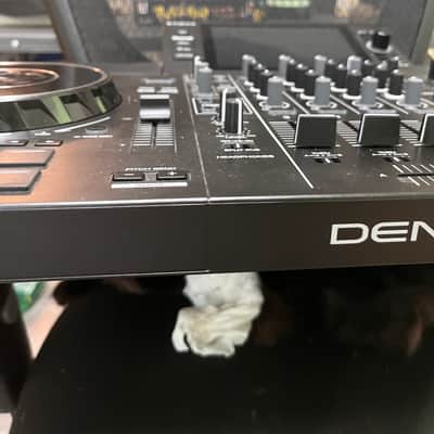 Denon SC LIVE 4 Standalone 4-Deck DJ System image 10