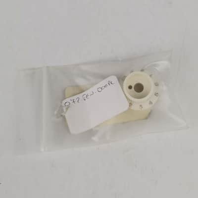Fender 005-9267-049 Stratocaster S-1 Switch Knob Parchment image 2