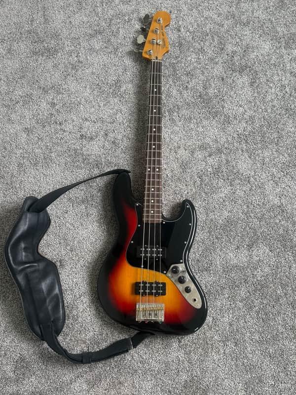 Fender Modern Player Jazz Bass 3-Color Sunburst image 1