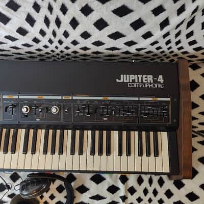 Roland Jupiter 4 early BA662, restored,midi in out true image 3
