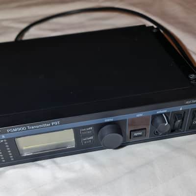 Shure P9T PSM900 Monitor System 790-830mhz w/ TWO R22 Bodypack Receiver image 4