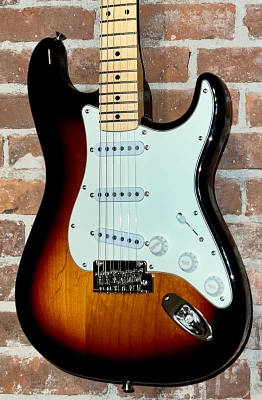 Sweet Fender Player Stratocaster, Maple Fretboard 3-Color Sunburst, CCG Custom Shop, Insane Player ! image 1