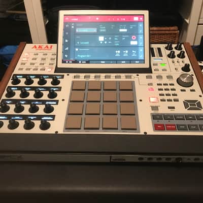Akai Akai Mpc X 2021 image 1
