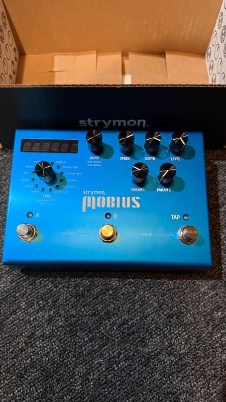 Strymon Mobius