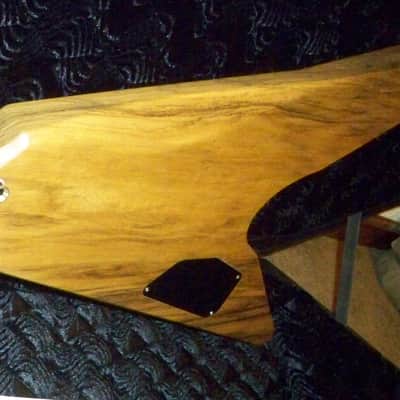 2024 USA Custom Shop Dunable Asteroid Flying V Black Limba Wenge Fretboard Hipshot 25.5 " Scale 7.6 lbs Coffin Case Hardware image 15