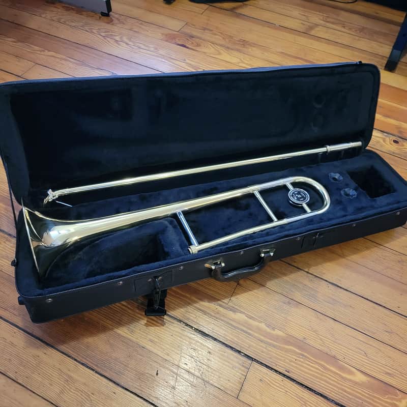 Palm Trombone -- Perfect for Beginner/Backup -- Cleaned and Serviced image 1