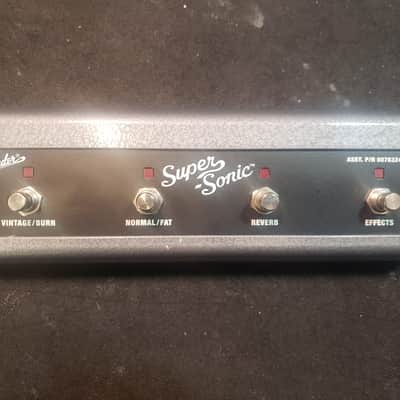 Fender 007-8324 4-Button Footswitch for Super-Sonic image 1