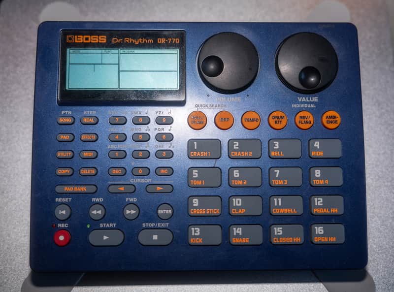 Roland DR-770 - Blue image 1