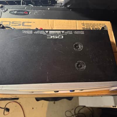 QSC GX3 2-Channel 425W Rack Mountable Power Amplifier Silver image 4