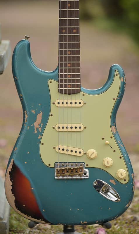 Fender Custom Shop '61 Strat® Heavy Relic®, Rosewood Fingerboard - Aged Ocean Turquoise over 3-Color Sunburst(2) image 1