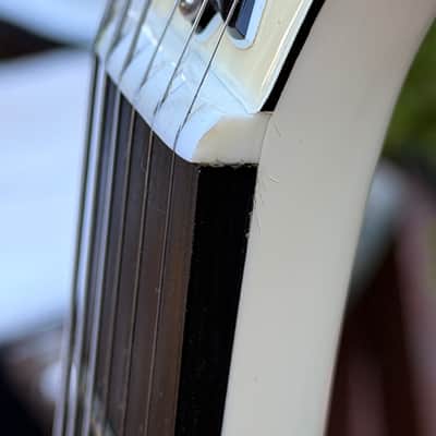 Gibson Signature Les Paul Guitar with OHSC 2012 - Excellent image 20