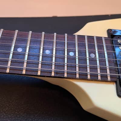 Gibson Flying V 1985 Alpine White USA Case_318 image 5