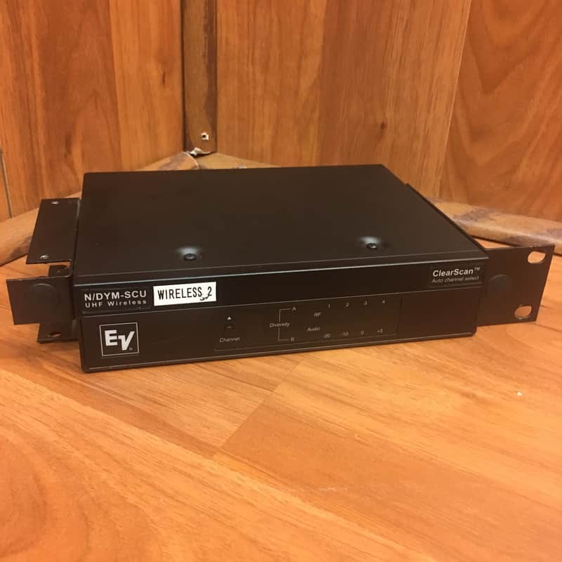 EV NRSCU N/DYM-SCU UHF Wireless Mic Receiver image 1