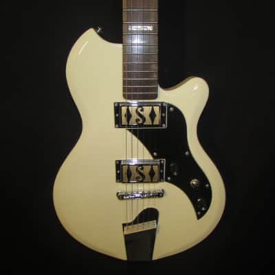Supro 2020AW Westbury Dual Pickup Island Series Electric Guitar Antique White image 4