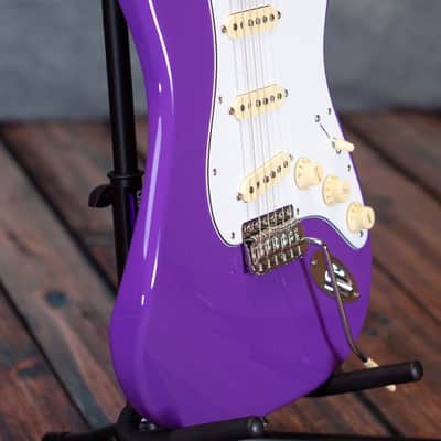 Fender Limited Edition Purple Haze Jimi Hendrix Stratocaster image 9