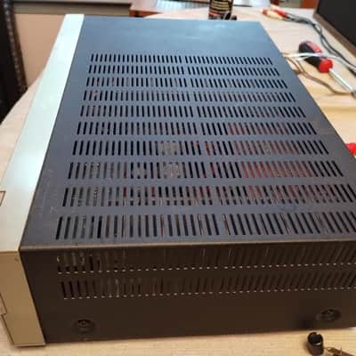 Rare Marantz IA2232 Collector's Edition integrated amplifier in good condition - 1980's image 4