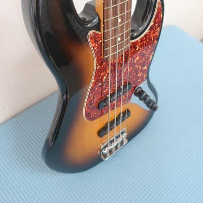 2010 Fender MIM J Jazz Bass Guitar Sunburst Full Scale Clean Paint Solid Workhorse With Soft Case image 6