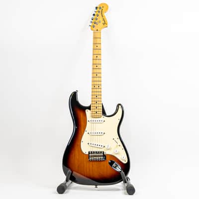 2009 Fender Stratocaster Standard 2-Tone Sunburst w/ Maple Fretboard, 6-Screw Bridge, Fender Gigbag image 2