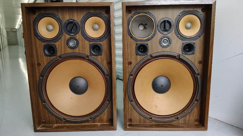 Kenwood KL777 speakers in good condition - 1970's image 1