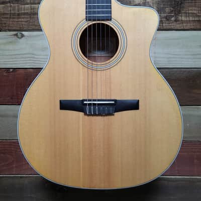 Taylor 214ce with ES2 Electronics 2021  Natural image 2