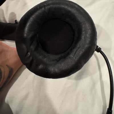 Beyerdynamic DT 770M Closed Back Headphones 2010s - Black image 8