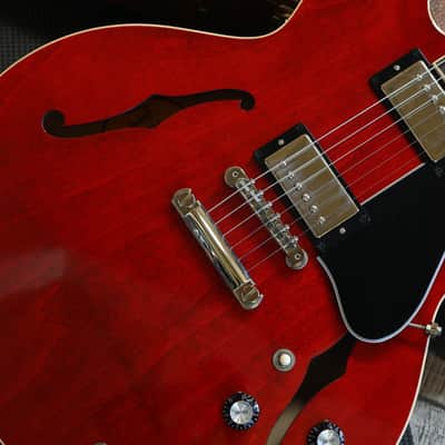 Minty! 2022 Gibson ES-335 Semi-Hollow Electric Guitar Cherry Gloss + OHSC image 5