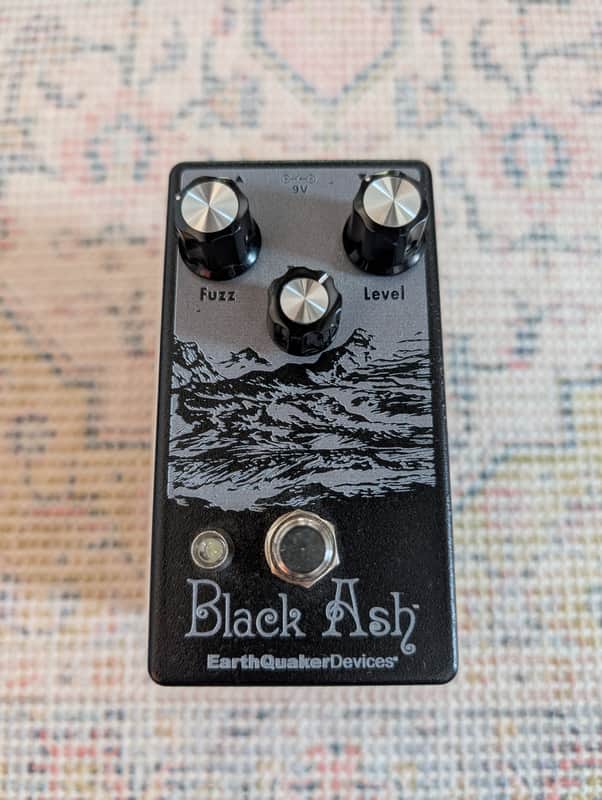 ギター earthquaker devices Black Ash EarthQuaker Devices Black Ash Endangered Fuzz | Reverb Canada