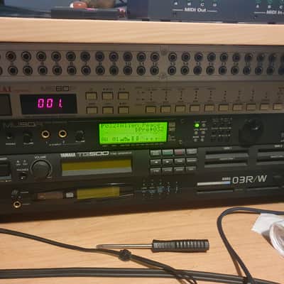 Yamaha MU90R - 1996 - Black image 1