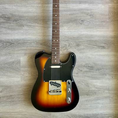 Fender Standard Telecaster 2025 - Present - 3-Color Sunburst image 2