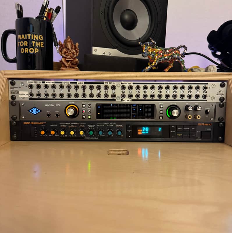 Roland DEP-5 Digital Effects Processor | Reverb